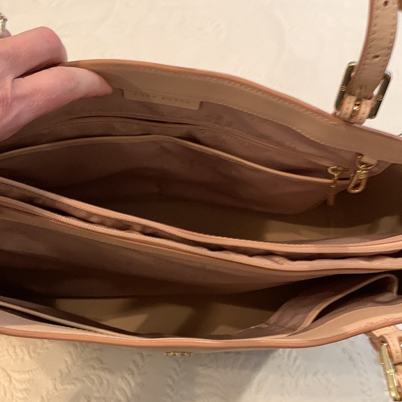 Sold - Picture 2 of 6